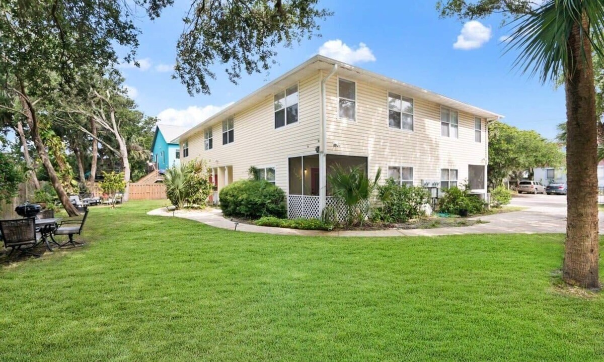 Coquina Gables Apartment | 1 Block to Beach & A Street Boho/Tropical Apt