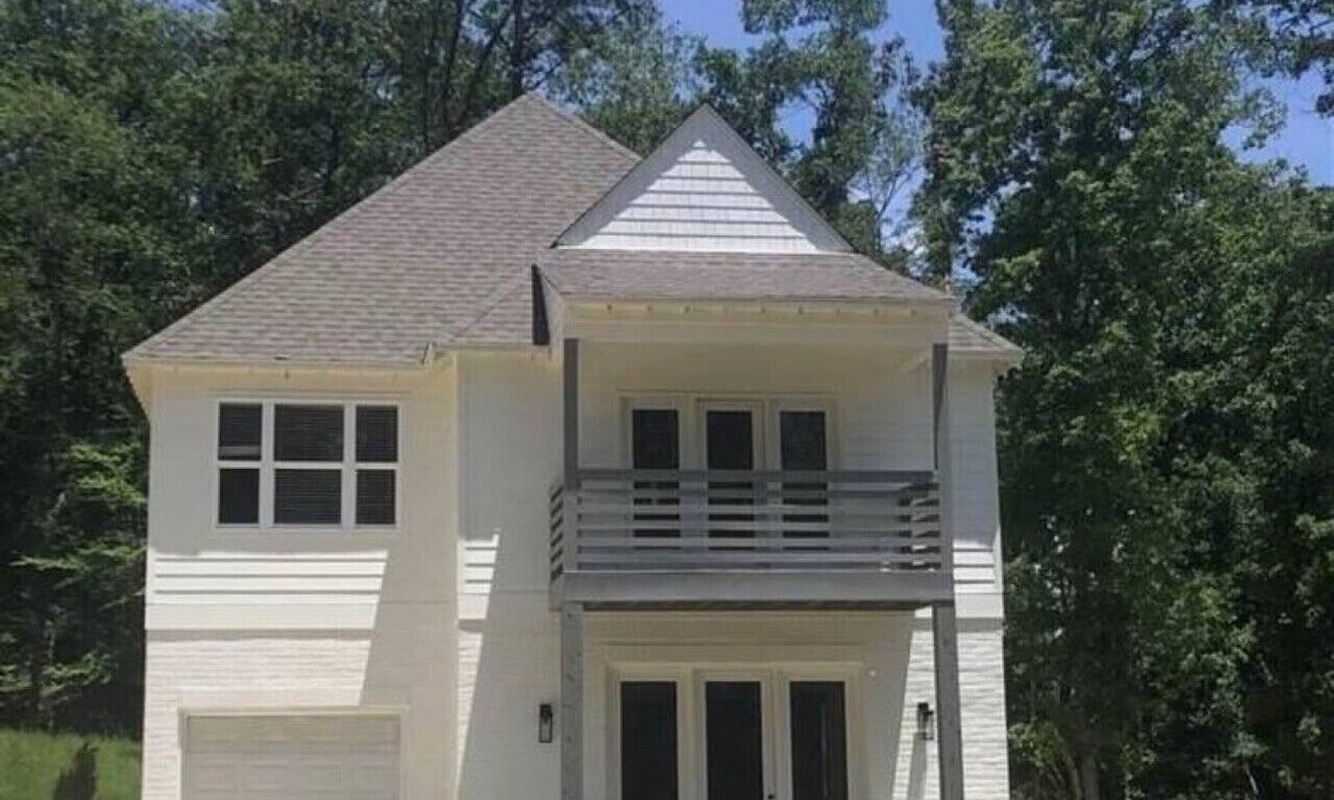 Hoover House | 4 Bedroom Beauty in Vestavia, Minutes to 459, 65