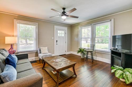 Wesley Heights House | Charlotte Duplex Close to Uptown and Sports