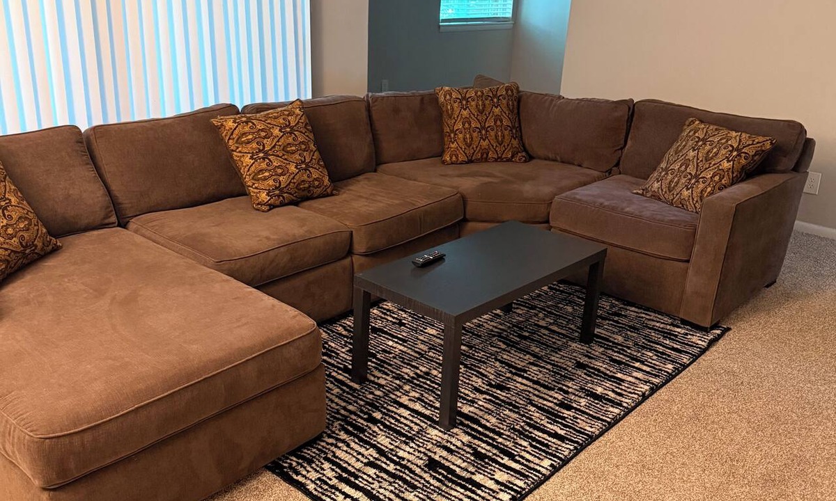 Lavista Park Apartment | Comfortable 2 bedroom apartment in a perfect location with all amenities !