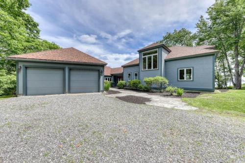 Isle of Springs House | Delightful oceanfront home with amazing views, wrap-around deck & two fireplaces