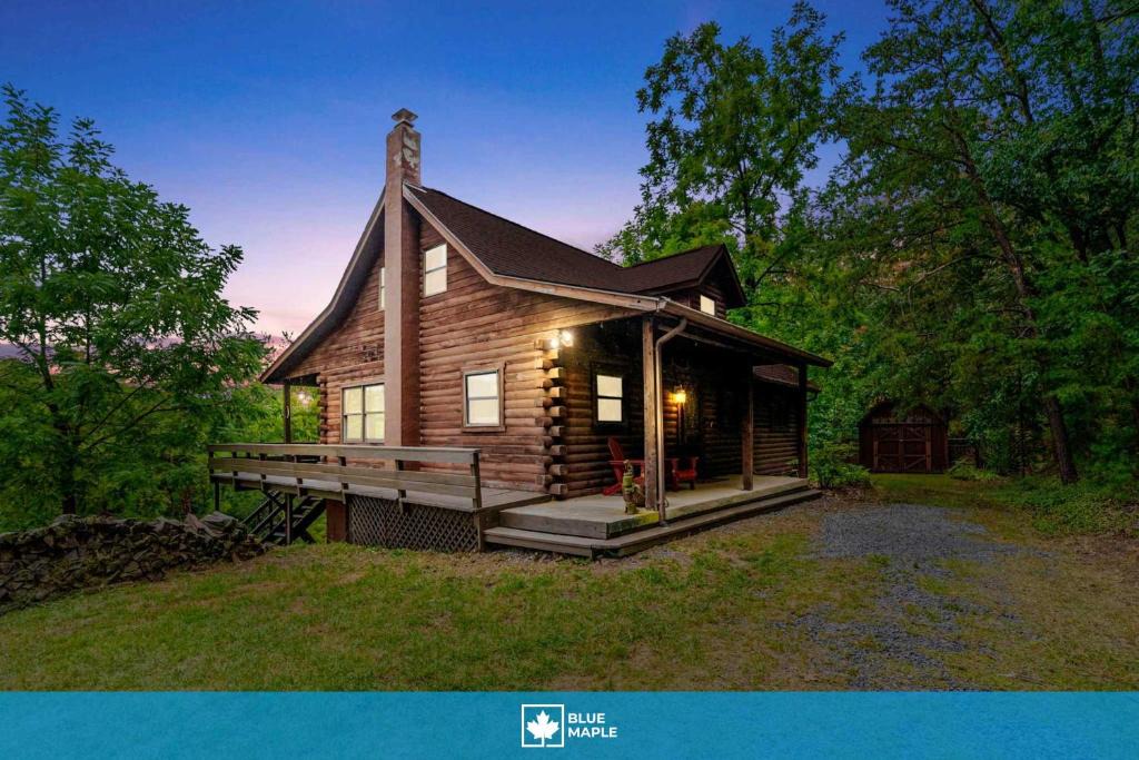 Baker Ski Chalet | Dog Friendly with Fire Pit and Yard by the River