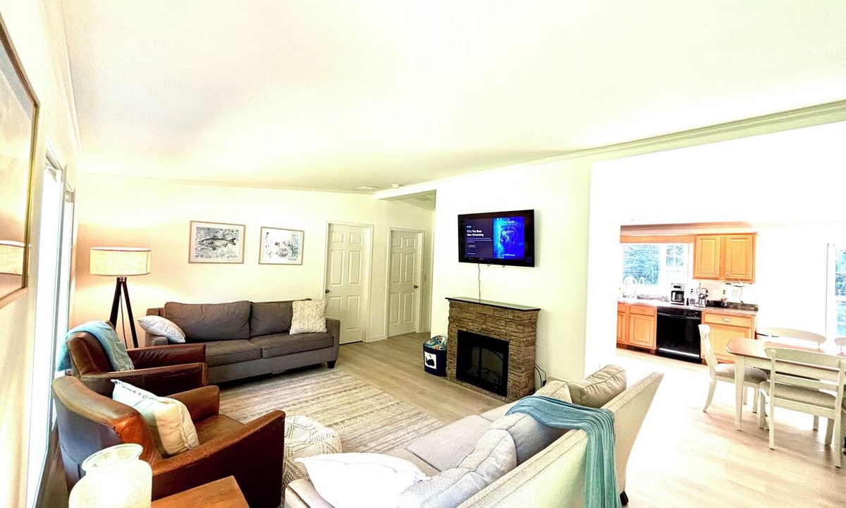 Phippsburg House | Family Retreat near the Beach