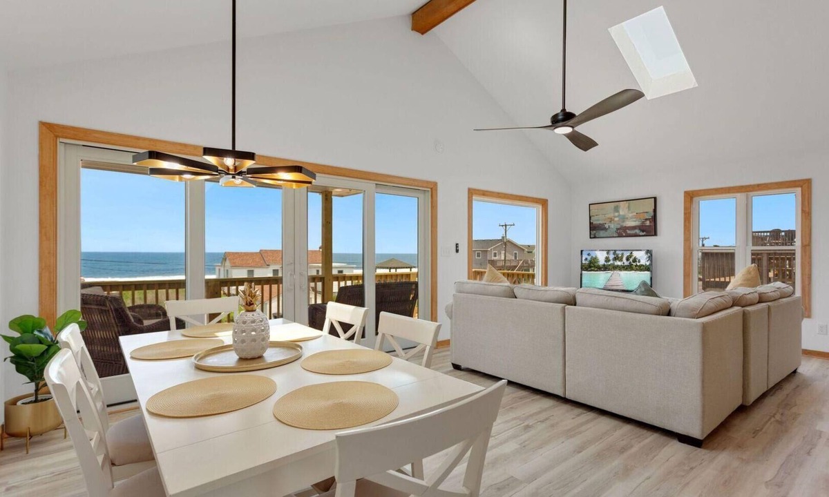 Sea Scape House | Gorgeous, Ocean View, 3 bedroom, 2 bathroom home in the heart of Kitty Hawk!
