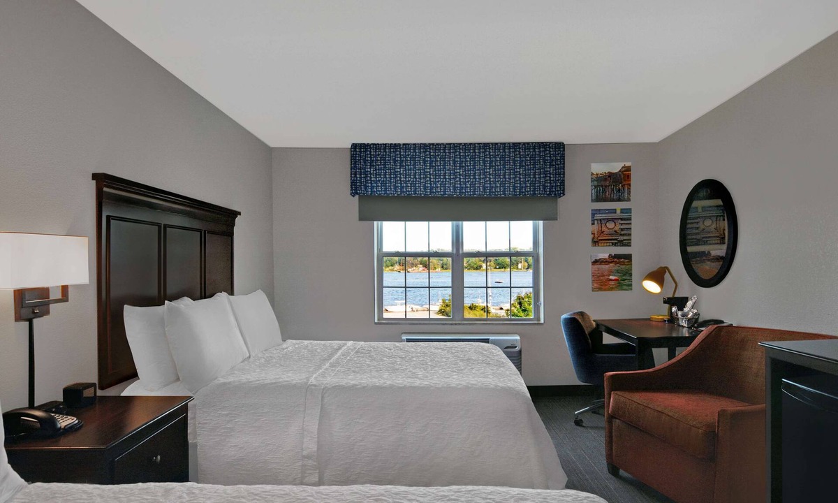 Bath Hotel | Hampton Inn Bath (Brunswick Area)