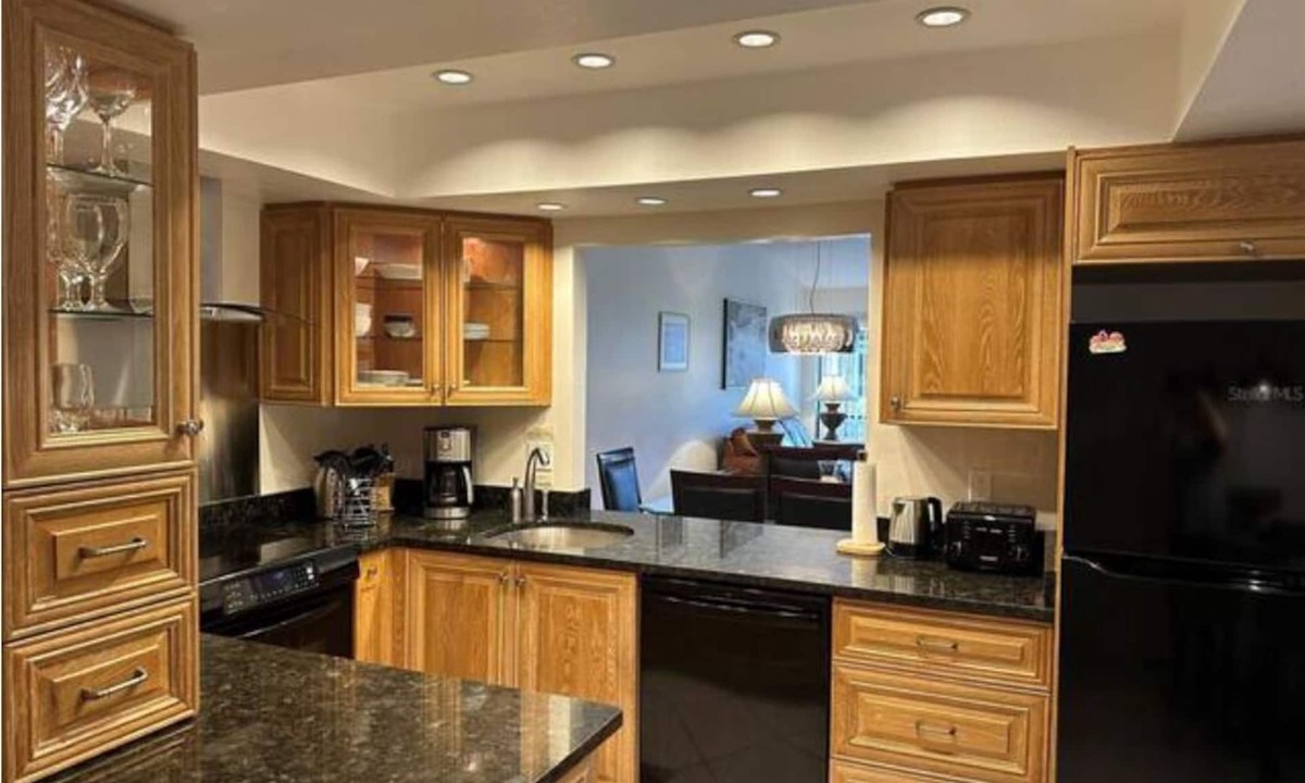 Sarasota Villa | Heated pool/Jacuzzi/Pickleball/3637YPC