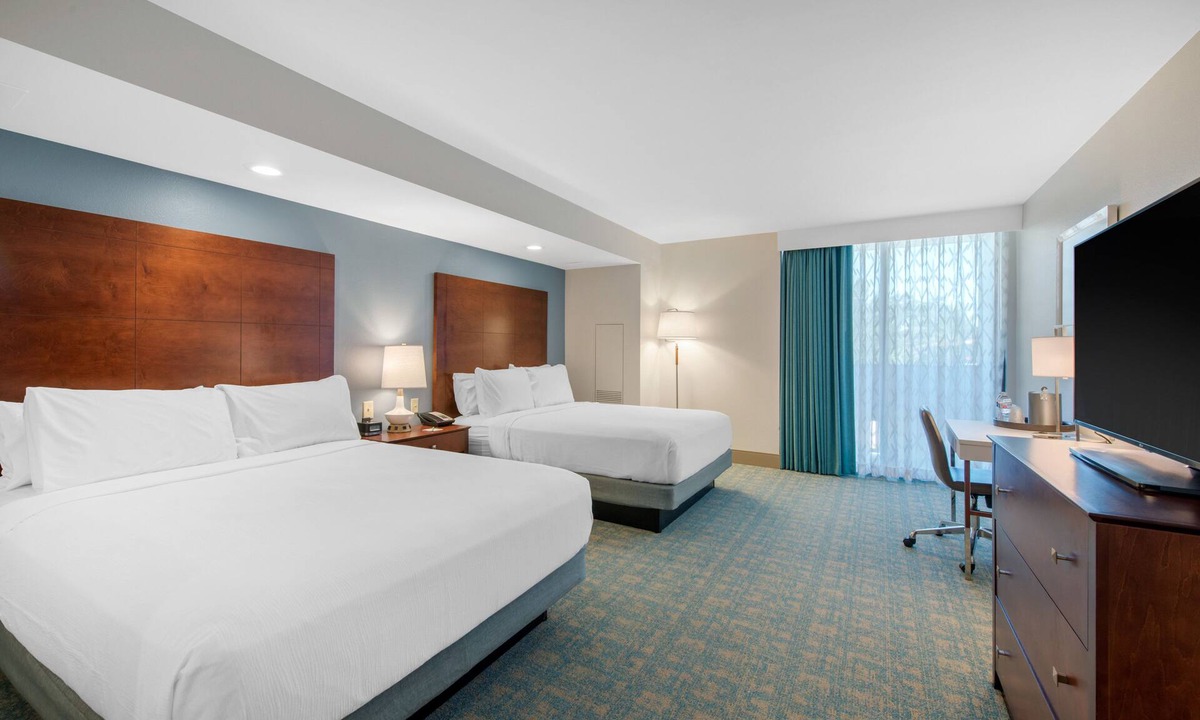 Lake Buena Vista Hotel | Holiday Inn Orlando - Disney Springs® Area by IHG