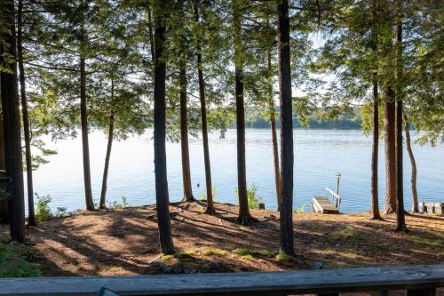 Purgatory House | Lakefront Peninsula Retreat, 4BR with Private Dock!