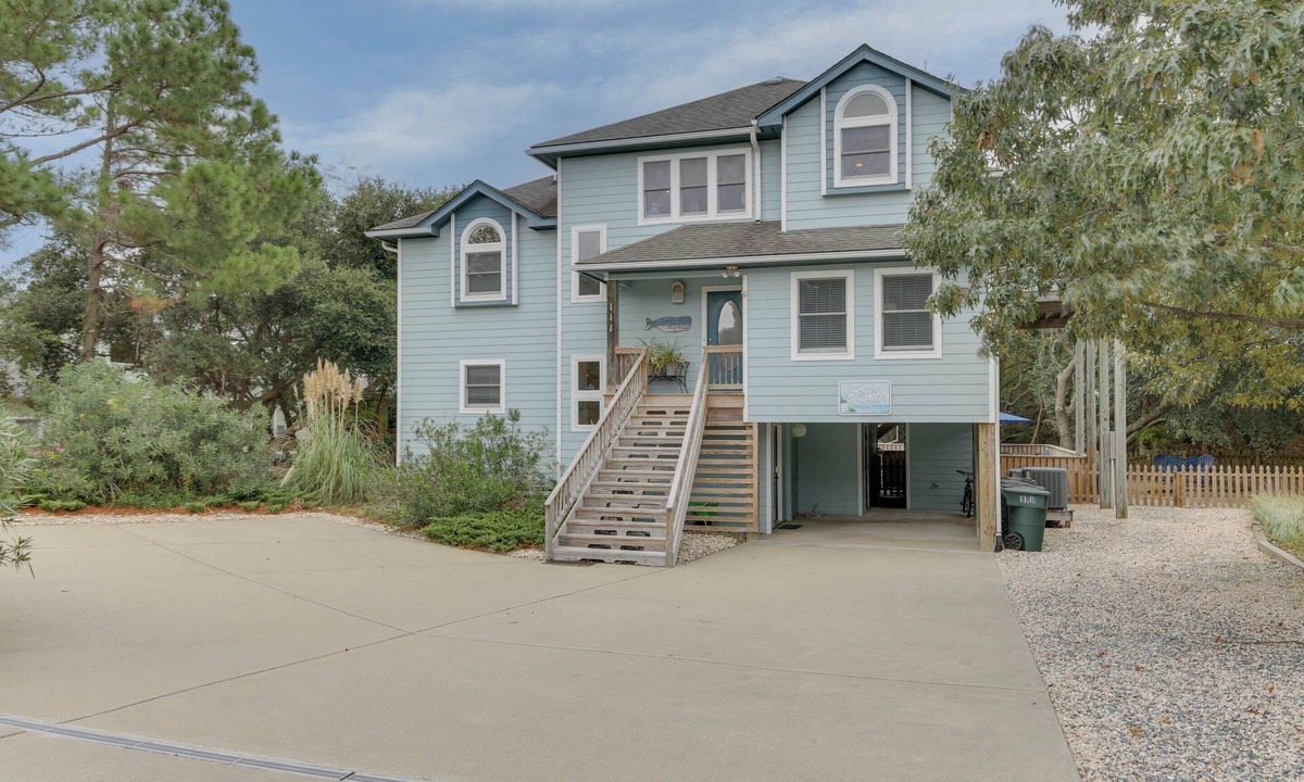 Southern Shores House | LOCATION, privacy, spaciousness! Be on the beach instead of sitting in traffic!