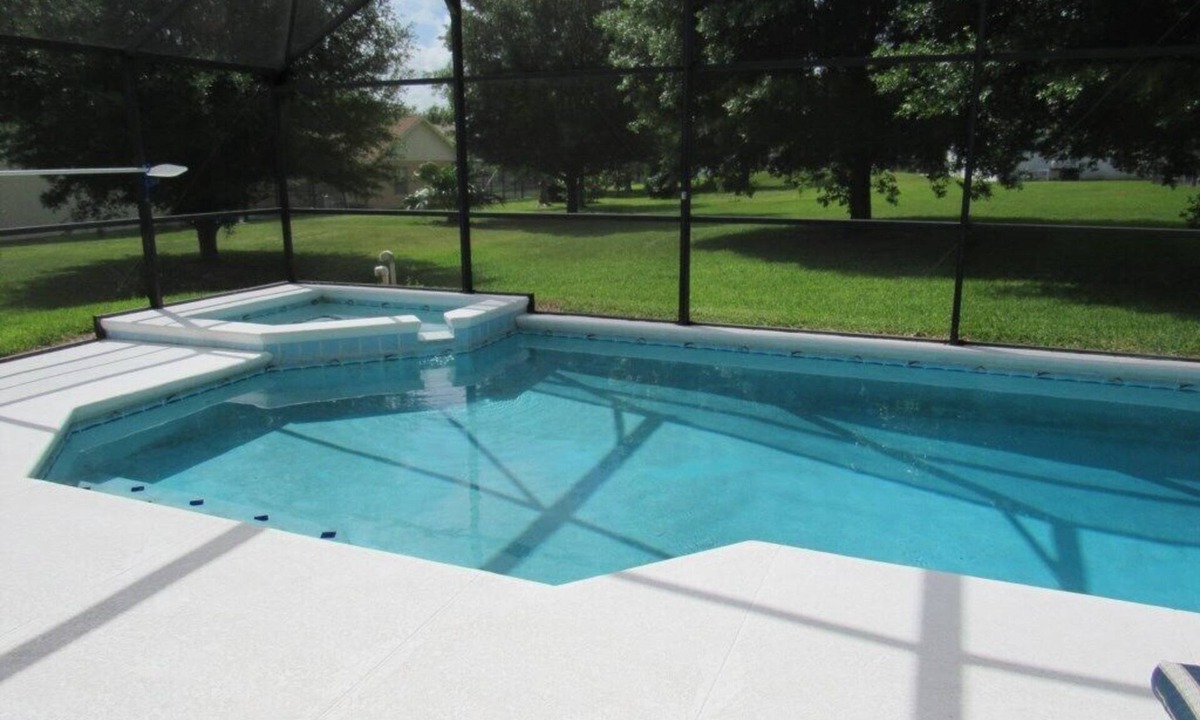 Orange Tree House | Luxury 5BR Villa with Pool & Spa Near Parks