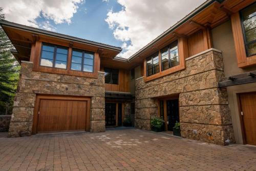 Ketchum House | Luxury Condo Downtown Ketchum