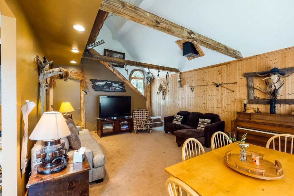 Mariaville House | Making Memories in Mariaville