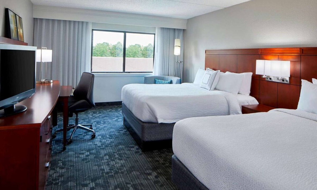 Morrisville Hotel | Prime Location! 3 Modern Units, Outdoor Pool, Pet-friendly, Free Airport Shuttle