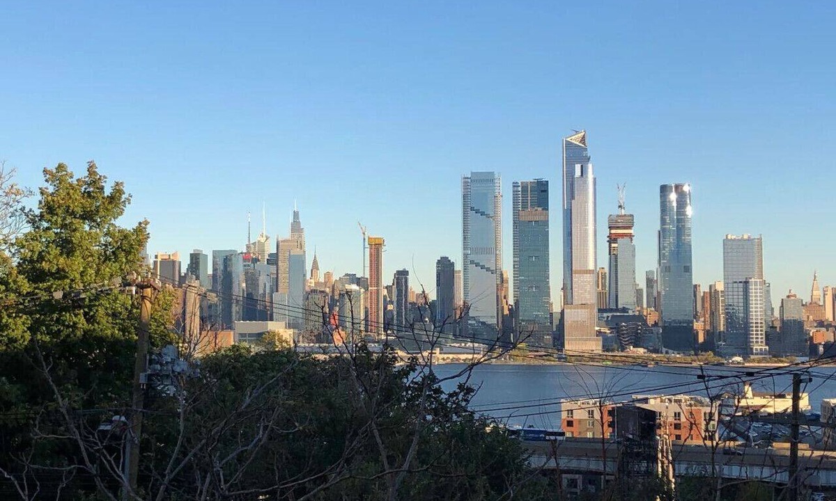Union City Apartment | Private 1-bedroom apartment, 15 minutes to Manhattan, NYC bus at the door