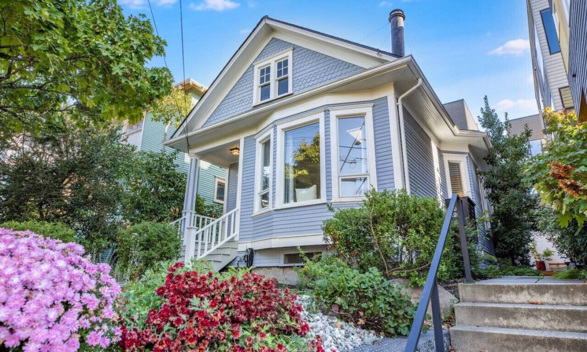 Minor House | Quiet Capitol Hill Bungalow w/Wi-Fi & Laundry
