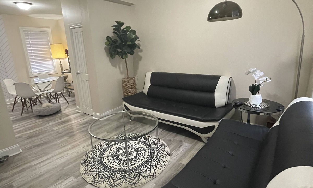 Reading House | Remodeled Home with 2 cars parking , central air, Incredible kitchen