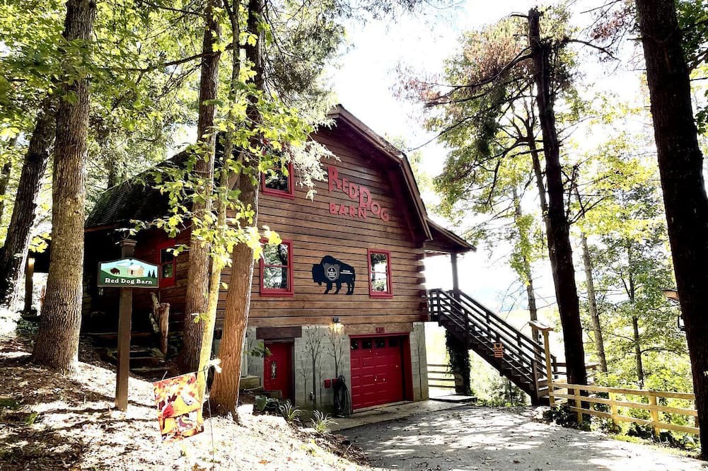 Clyde Cabin | Rustic-Modern Log Cabin Getaway: Family-Friendly, Quiet Ranch, Wildlife at Your Door in Clyde, North Carolina