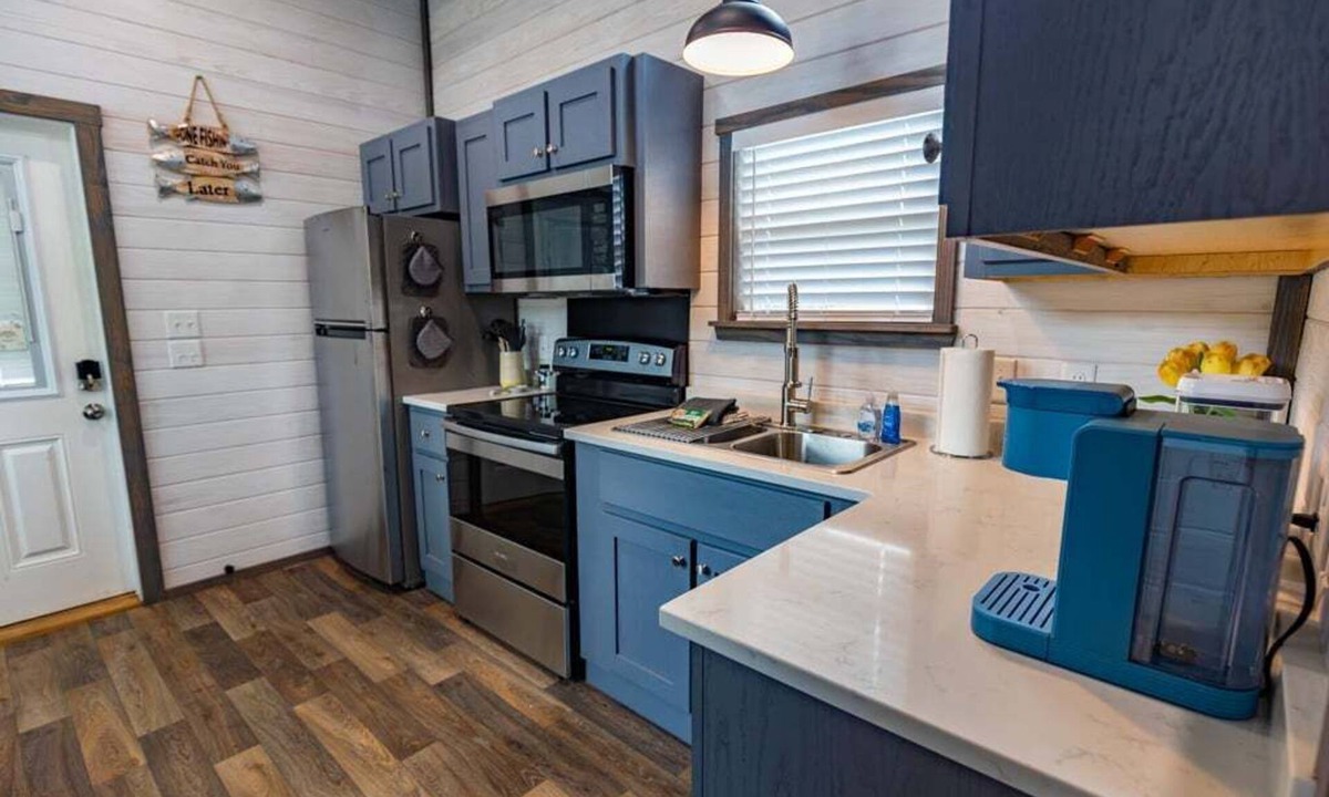 Dover House | Salt Shack