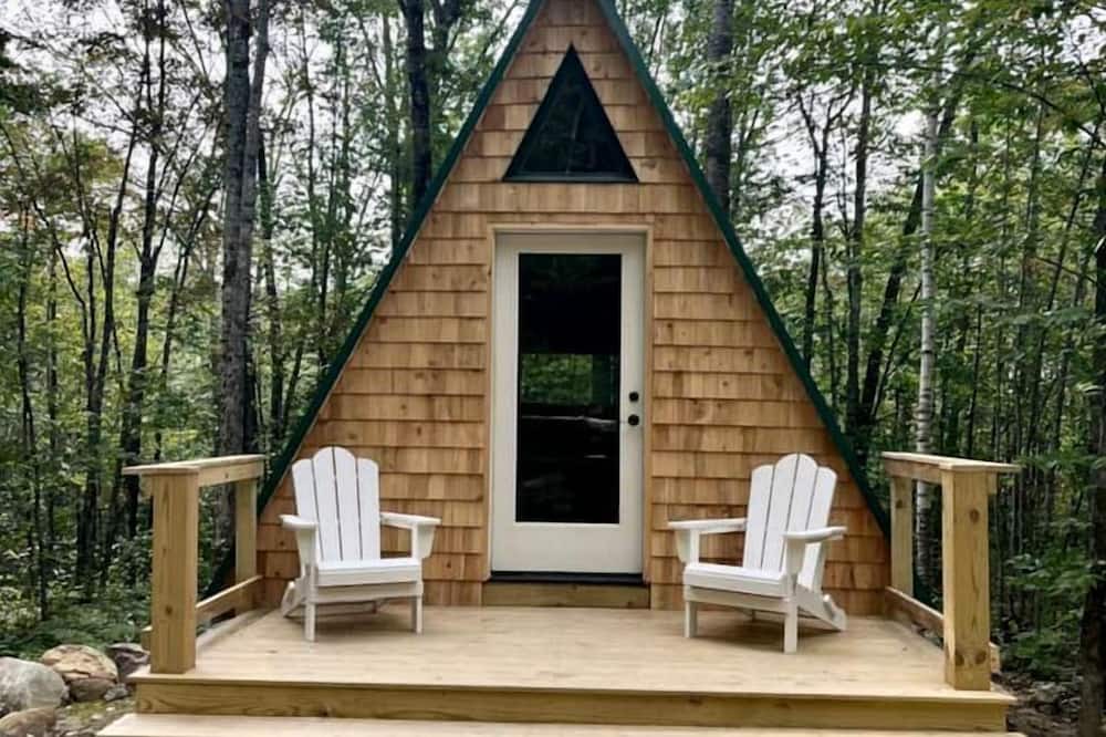 Stoneham Cabin | Secluded A-Frame with Dark Sky Stargazing near White Mountain National Forest, Stoneham, Maine