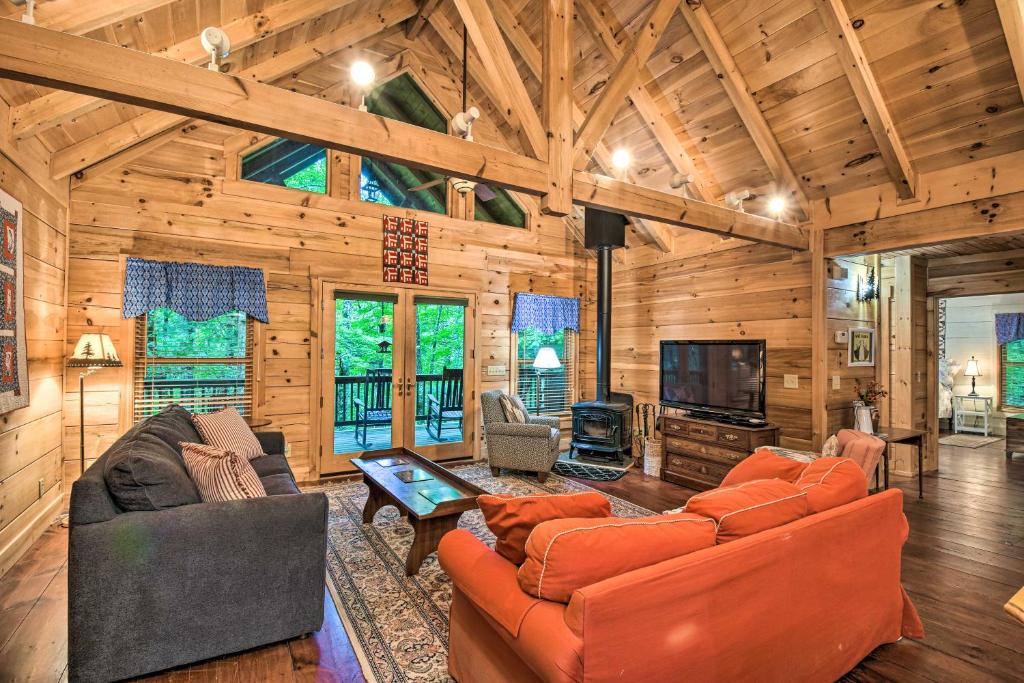 Sky Valley House | Spacious Pet-Friendly Cabin in Sky Valley!