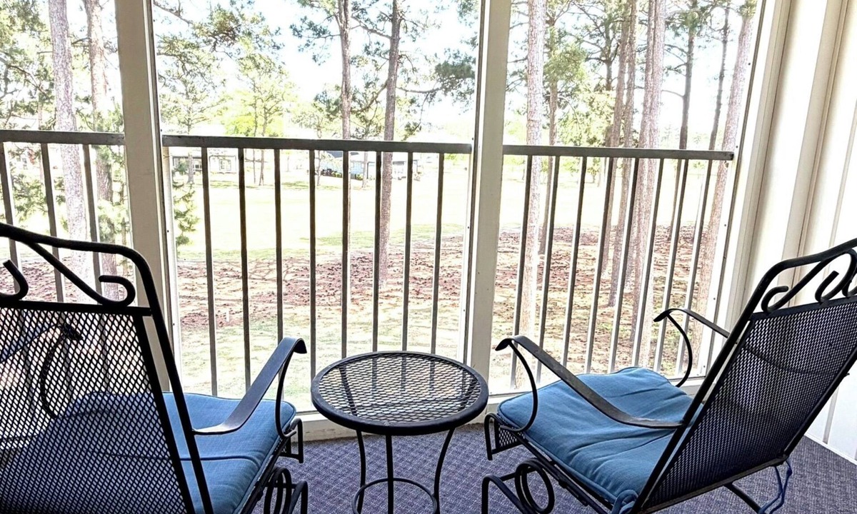 Sea Trail Condo | Sunset Beach Golf & Beach Retreat - 2BR Condo with 10th Hole Views