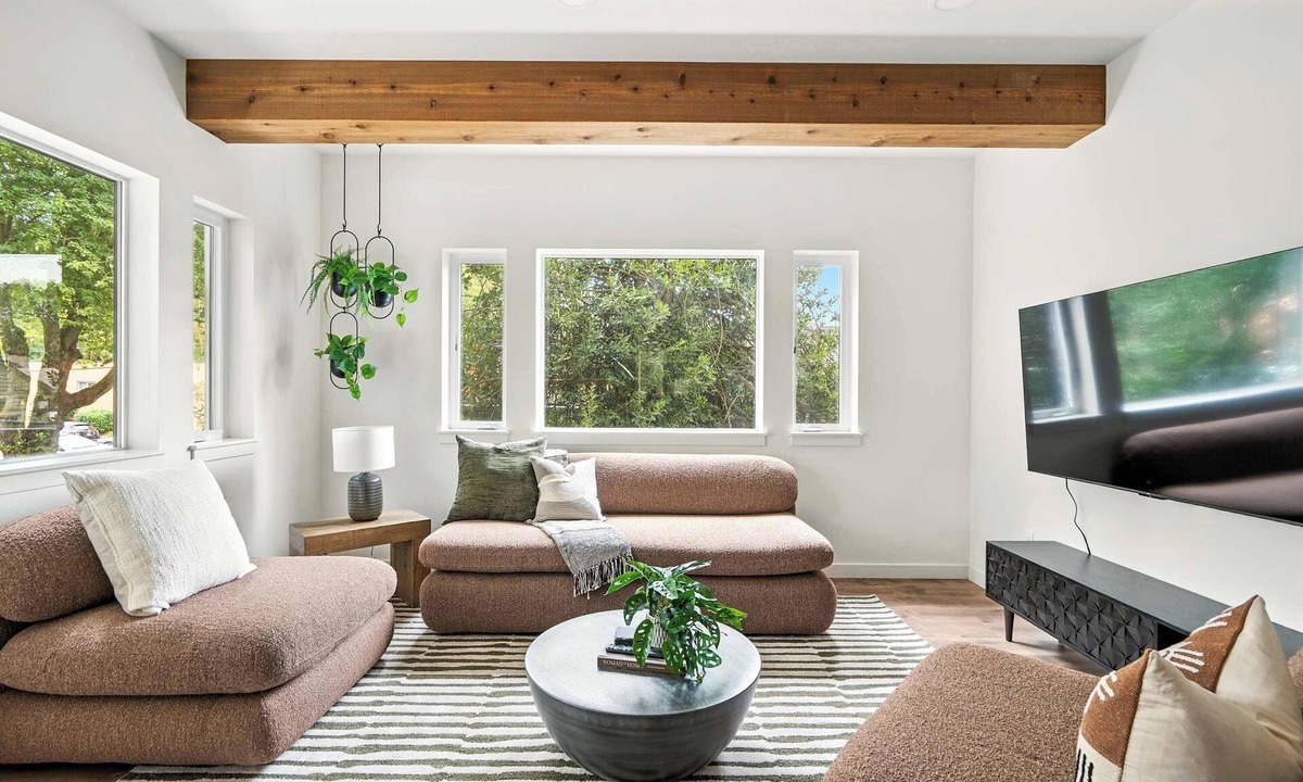 Kerns House | The Adelynn - 5BR Luxury in Walkable Portland
