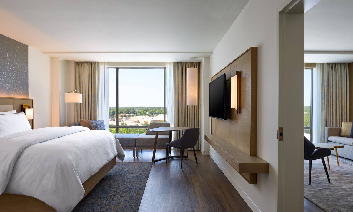 Umstead Hotel | The Westin Raleigh-Durham Airport