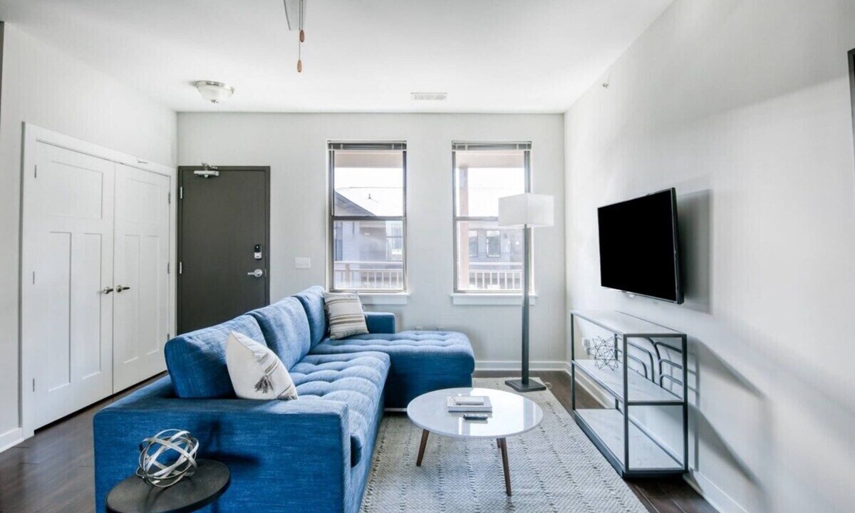 Music Row Apartment | TWO CozySuites Music Row Chic Condo in Nashville