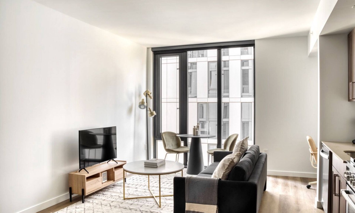 Downtown Seattle Apartment | Upscale First Hill Studio w/Gym & Coworking, by Blueground