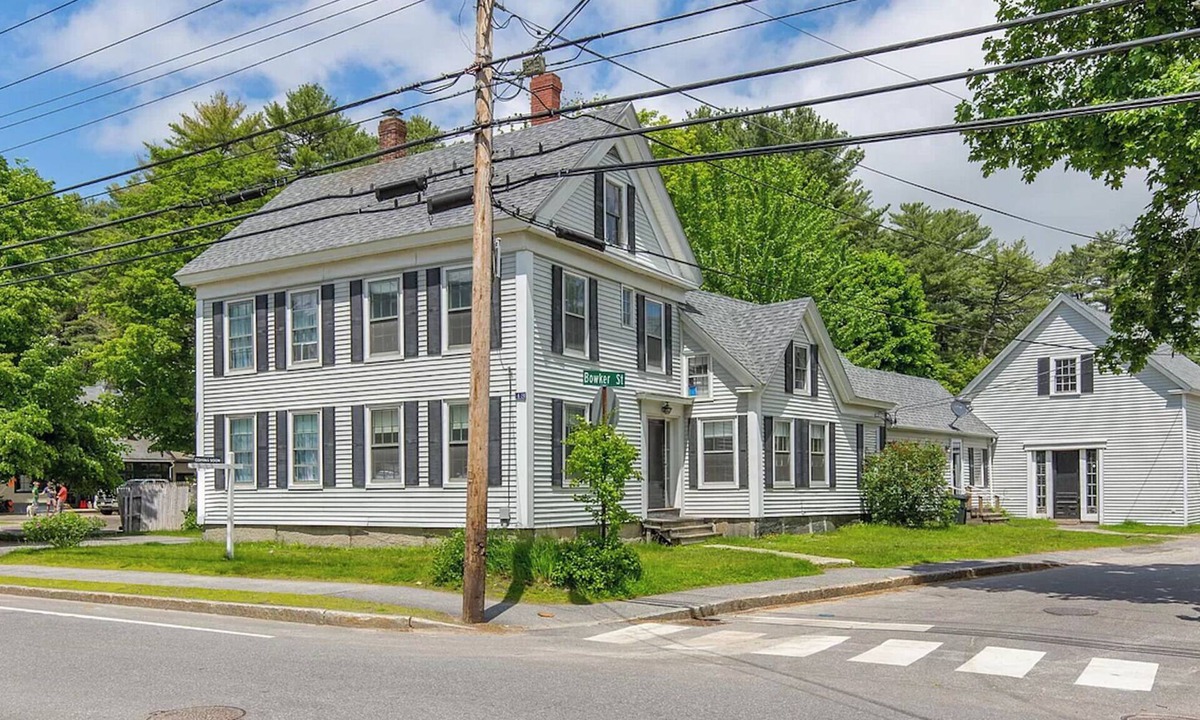 Brunswick House | Walk to town, 200yr-old 4BR house adjacent to Bowdoin campus! #2