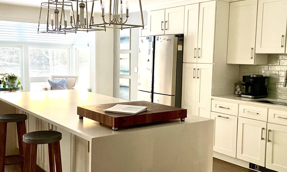 Brunswick House | Waterfront 2 bed 2bath on a beautiful tidal cove close to Bowdoin & the Islands