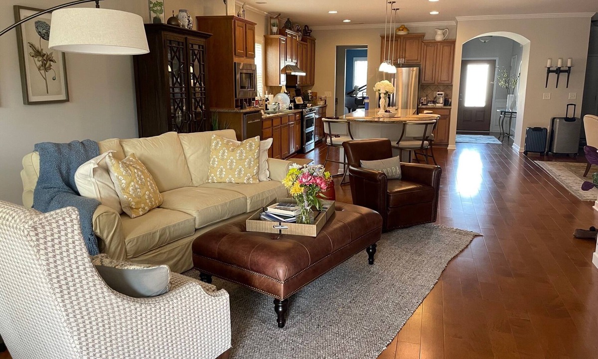 Durham House | Welcoming Home perfect for long-term stay, pool, pickleball, billiards, trails