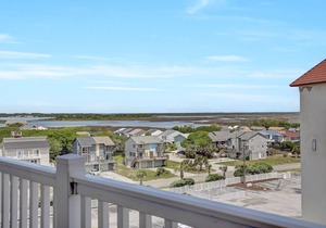 Incredible Views from a Private Deck, tons of amenities