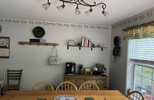 Bass Harbor House | Near Bass Harbor lighthouse and Acadia National Park