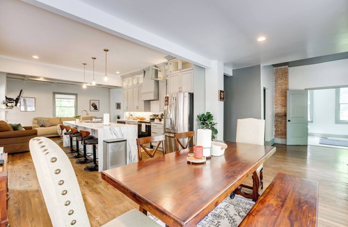 Birmingham House | 2 Mi to Dtwn: Stylish Urban Retreat in Birmingham