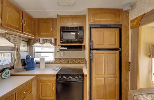 Langston Apartment | 2 Mi to Lake Guntersville: Peaceful Camper Home
