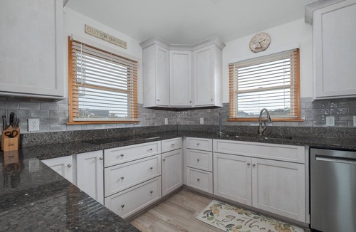 Spindrift House | 2062 - Paradise Found - Spacious Corolla Getaway w/Pool & Elevator