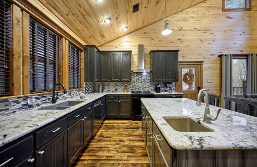 Hochatown Cabin | 4 Bedroom 3.5 Bath-Pickleball/Basketball Court, Game Room, Hot Tub & Playground