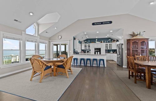 Southern Shores House | 4664- The Ice House - Southern Shores Oceanfront Family Getaway