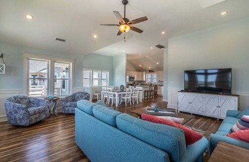 Kitty Hawk House | 4746- Sandy Feet Retreat - Oceanside Kitty Hawk Retreat w/Pool