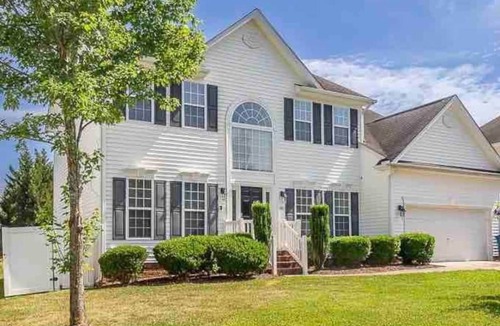 Forest Oaks House | 5 bedrooms, K bed, Playroom, Game Room, Nursery
