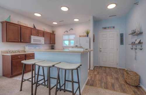 Southport Condo | A Sunrise Villa: Cozy 3BR condo retreat in Southport, NC!