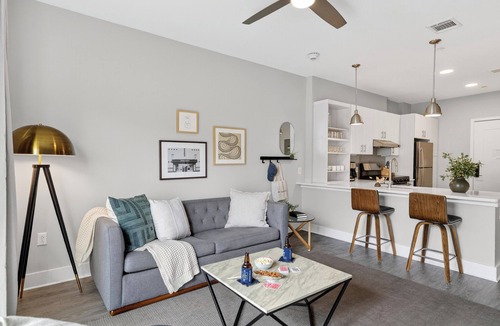 Hillsboro West End House | ADA Near Vanderbilt + Music Row + Downtown Nashville | Hillsboro Village
