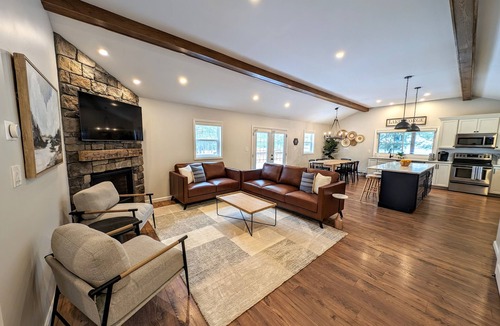 Lake George House | Adirondack Luxury: Hot Tub, Fire Pit, Walk to Lake