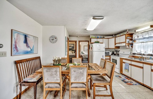 Old Orchard Beach House | AMAZING OCEANVIEW SERENITY COTTAGE 3 BED 2BATH SPECTACULAR BEACHFRONT ON OOB