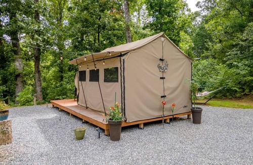 Sylva House | Amazing Safari Tent on a Scenic Ridge Right Beside The Tuckasegee River Near Sylva North Carolina