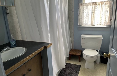 Blue Hill House | Anne's - Comfortable and quiet - 32 miles to Acadia National Park