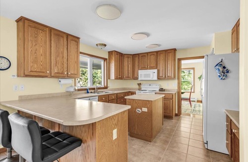 Surry House | Anne's Oceanfront House - Acadia National Park Region 5 Bedroom 7 beds 3.5 Baths