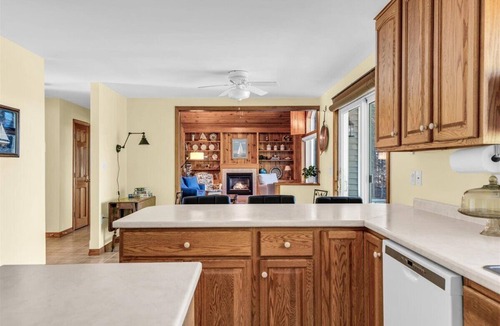 Surry House | Anne's Oceanfront House - Acadia National Park Region 5 Bedroom 7 beds 3.5 Baths