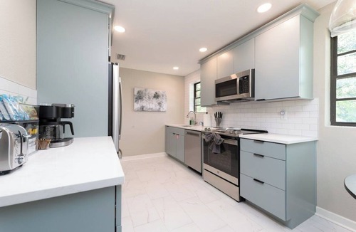 Riverside Apartment | Be A Nomad | Renovated 1BR Flat | Free Parking | Jacksonville